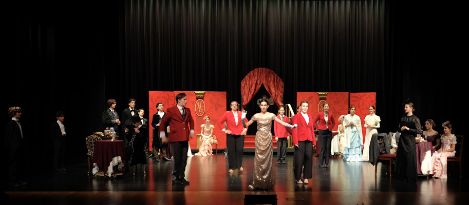 1774876292066-Hello_Dolly_2.png